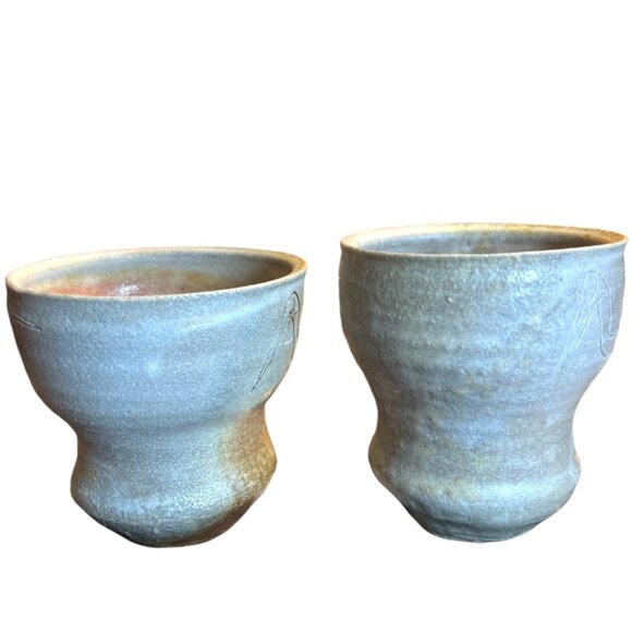 Pair of Handcrafted Pottery Mugs w Etched Cranes Anne Meyer - Picture 3 of 13